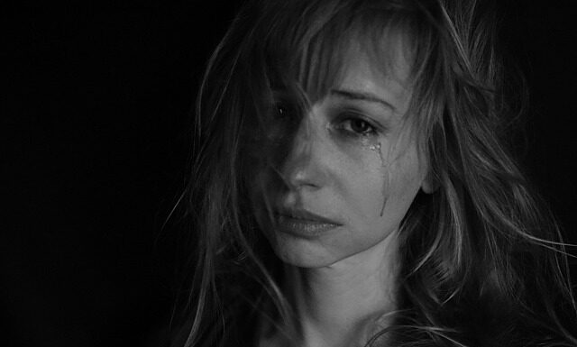 Jak odzyskać poczucie własnej wartości po rozstaniu?