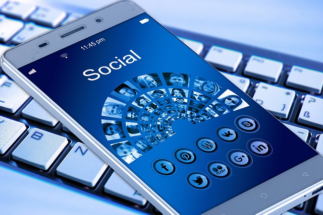 Ile Facebook płaci za wyświetlenia? Ile Facebook płaci za wyświetlenia?
