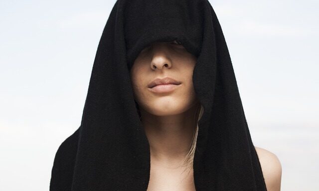 Czy trzeba przechowywać wydruki transakcji z terminala kart płatniczych? Czy trzeba przechowywać wydruki transakcji z terminala kart płatniczych?